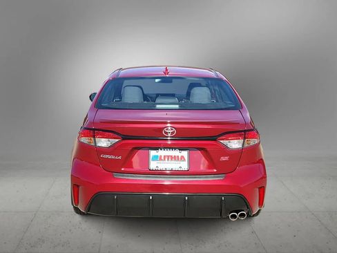 Used 2024 Toyota Corolla SE image 7