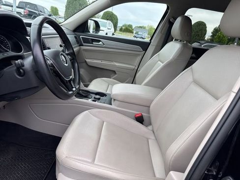 Used 2018 Volkswagen Atlas SE AWD/4WD image 31