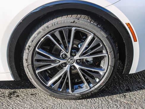 New 2026 Toyota Prius XLE image 11