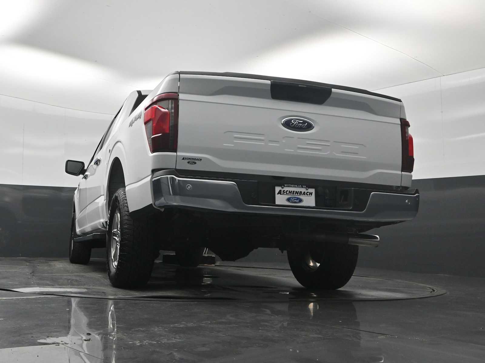 Certified 2025 Ford F150 XLT w/ Equipment Group 301A Standard AWD/4WD image 41