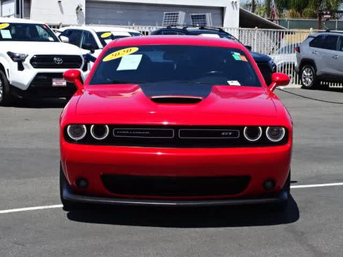 Used 2020 Dodge Challenger GT RWD image 3