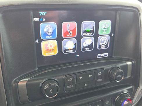 Used 2018 Chevrolet Silverado 1500 LTZ Z71 w/ LTZ Plus Package AWD/4WD image 18