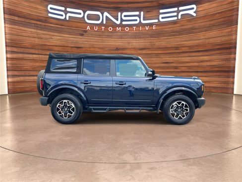 Used 2021 Ford Bronco Outer Banks image 6