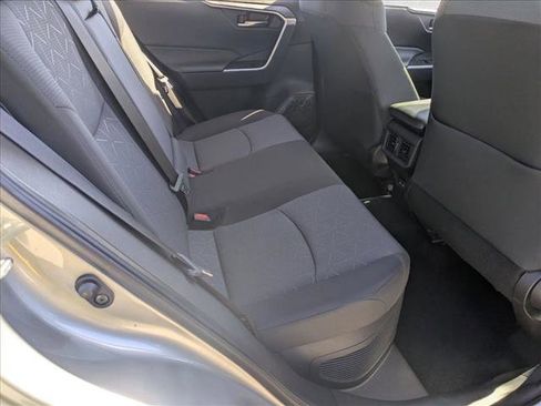 Used 2025 Toyota RAV4 XLE image 18
