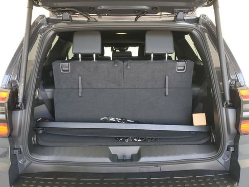 Used 2026 Toyota 4Runner Limited RWD image 9