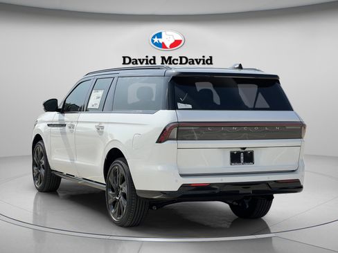 New 2026 Lincoln Navigator L Black Label AWD/4WD image 5