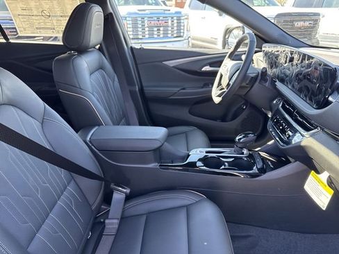 New 2026 Buick Envista Avenir image 24