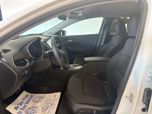 Used 2022 Chevrolet Malibu RS FWD image 20