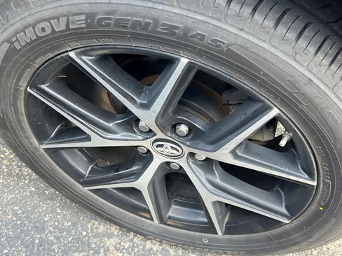 Used 2016 Toyota RAV4 SE image 17