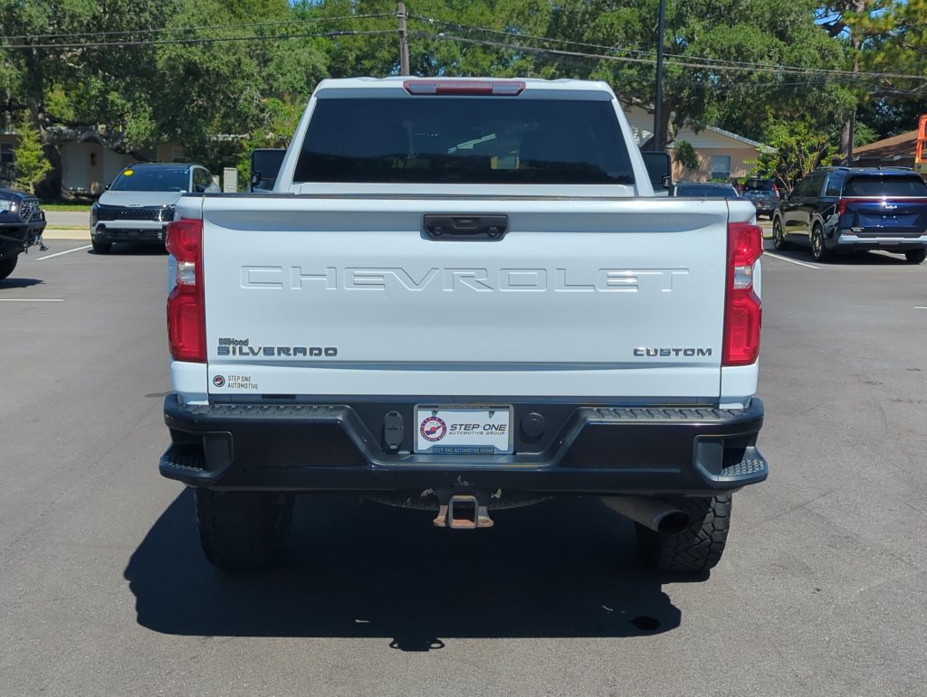 Used 2020 Chevrolet Silverado 2500 Custom w/ Custom Value Package AWD/4WD image 6