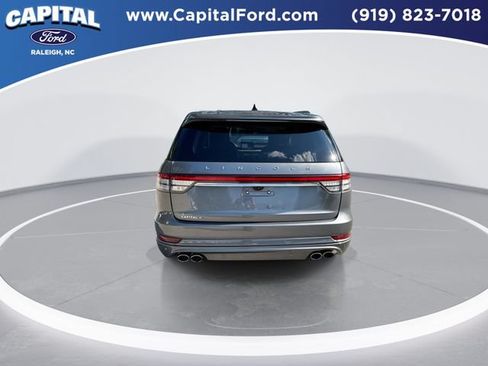 Used 2022 Lincoln Aviator Reserve w/ Equipment Group 201A AWD/4WD image 7