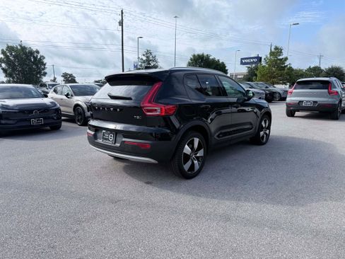 Used 2020 Volvo XC40 T5 Momentum w/ Protection Package AWD/4WD image 6