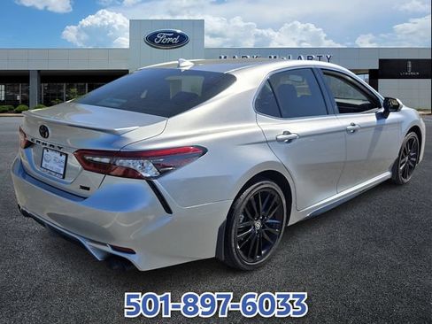 Used 2024 Toyota Camry XSE FWD image 5