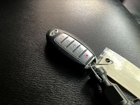 Used 2019 INFINITI QX80 Luxe w/ 22" Wheel Package image 14