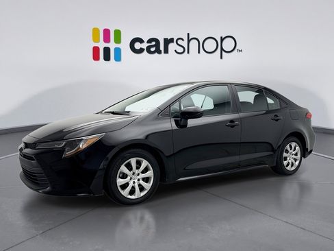 Used 2024 Toyota Corolla LE FWD image 1