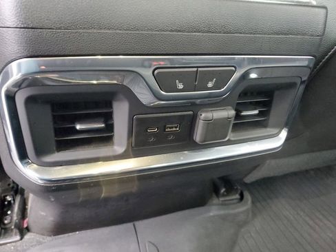 Used 2023 GMC Sierra 2500 AT4 w/ AT4 Premium Plus Package image 11