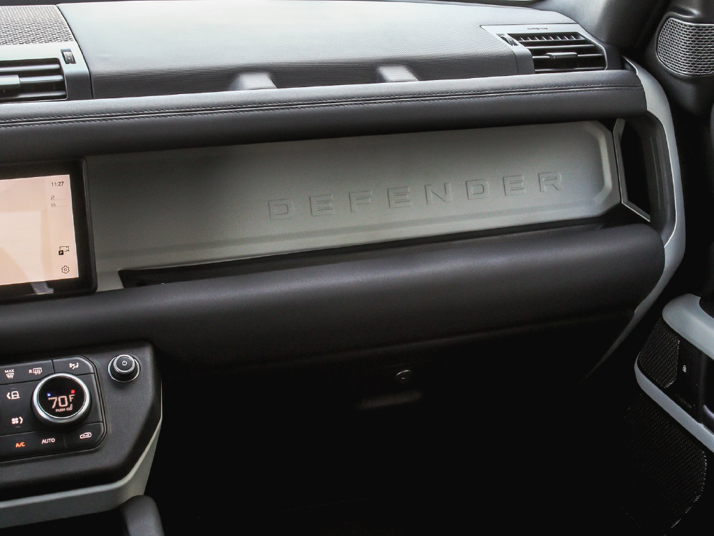 Used 2021 Land Rover Defender 90 S AWD/4WD image 15