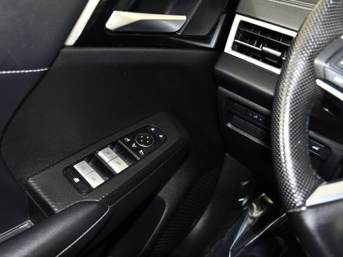Used 2023 Mitsubishi Outlander SE AWD/4WD image 32