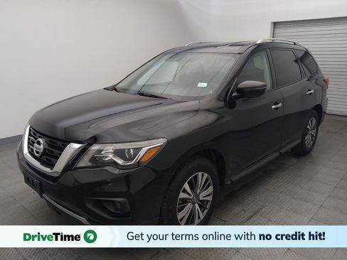Used 2019 Nissan Pathfinder SV FWD image 1