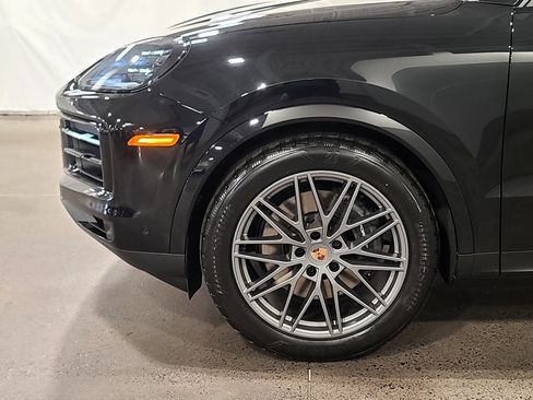 New 2026 Porsche Cayenne image 34