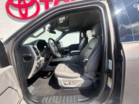 Used 2018 Ford F150 Lariat w/ Equipment Group 502A Luxury AWD/4WD image 3