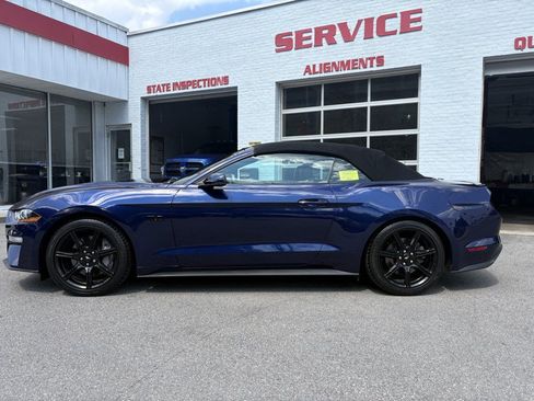 Used 2018 Ford Mustang GT Premium w/ Safe & Smart Package RWD image 3