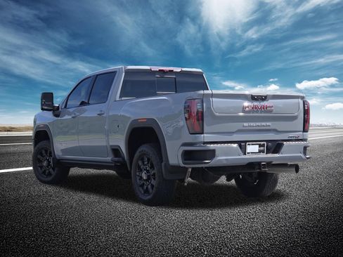Used 2024 GMC Sierra 2500 AT4 w/ AT4 Premium Plus Package AWD/4WD image 21