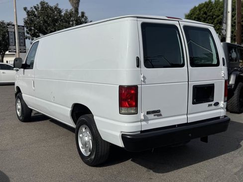 Used 2013 Ford E-150 and Econoline 150 w/ PWR Group image 2