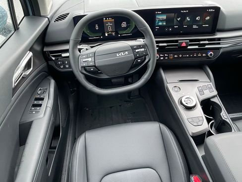 New 2026 Kia Sportage EX image 22