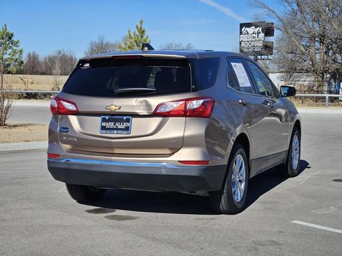 Used 2018 Chevrolet Equinox LT image 7