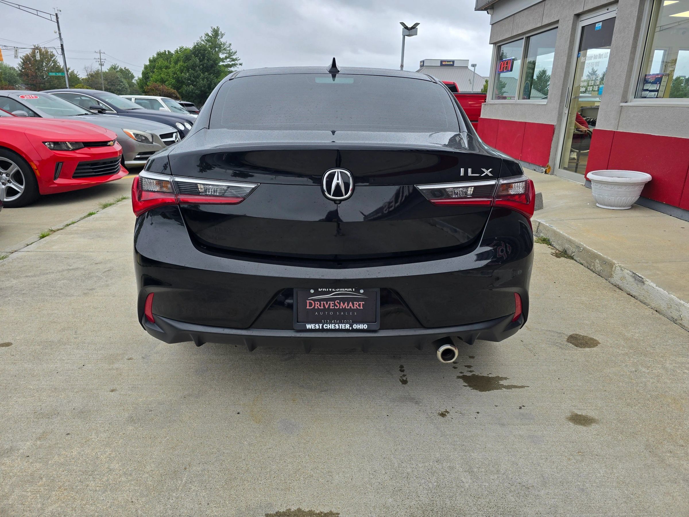 Used 2019 Acura ILX FWD image 4