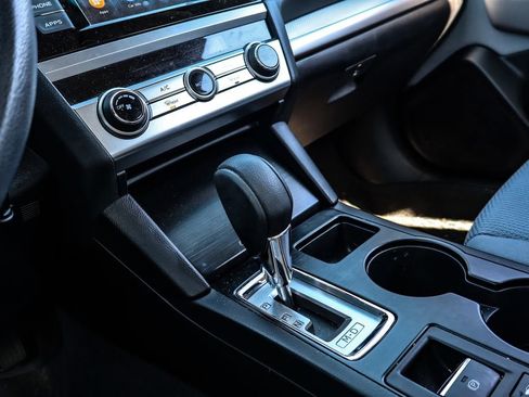 Used 2019 Subaru Outback 2.5i image 28