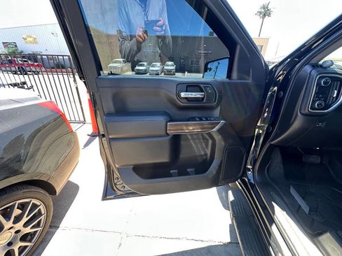 Used 2022 Chevrolet Silverado 1500 LT w/ Convenience Package II RWD image 7
