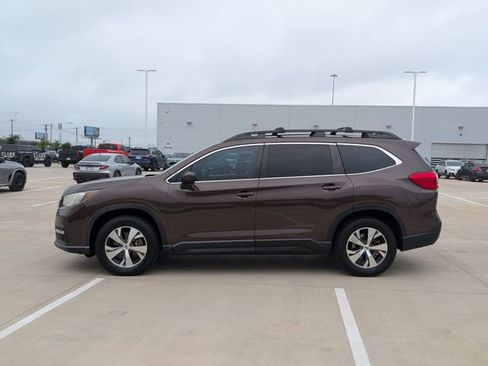 Used 2019 Subaru Ascent Premium AWD/4WD image 3