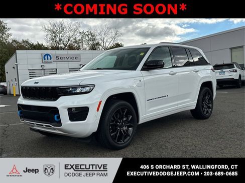 Used 2023 Jeep Grand Cherokee 30th Anniversary image 1