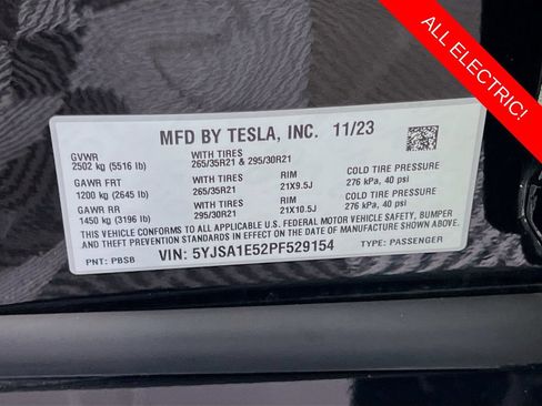 Used 2023 Tesla Model S AWD/4WD image 32