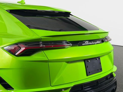 Used 2023 Lamborghini Urus S AWD/4WD image 12