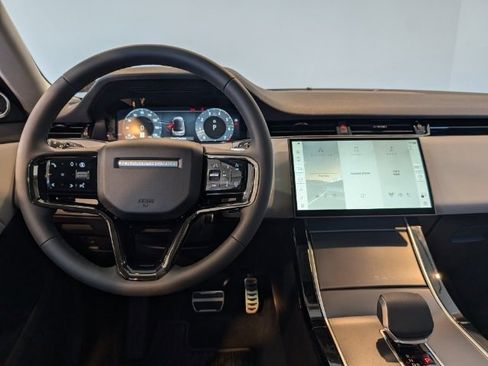 Used 2025 Land Rover Range Rover Evoque Dynamic SE image 13