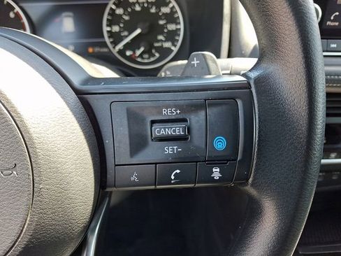 Used 2024 Nissan Rogue SV AWD/4WD image 22