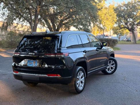 Used 2022 Jeep Grand Cherokee Limited image 5