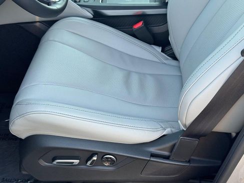 Certified 2026 Acura MDX FWD w/ Technology Package image 19