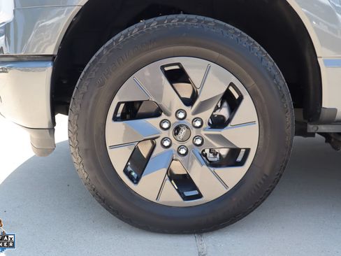 Certified 2025 Ford F150 Lightning Flash AWD/4WD image 10