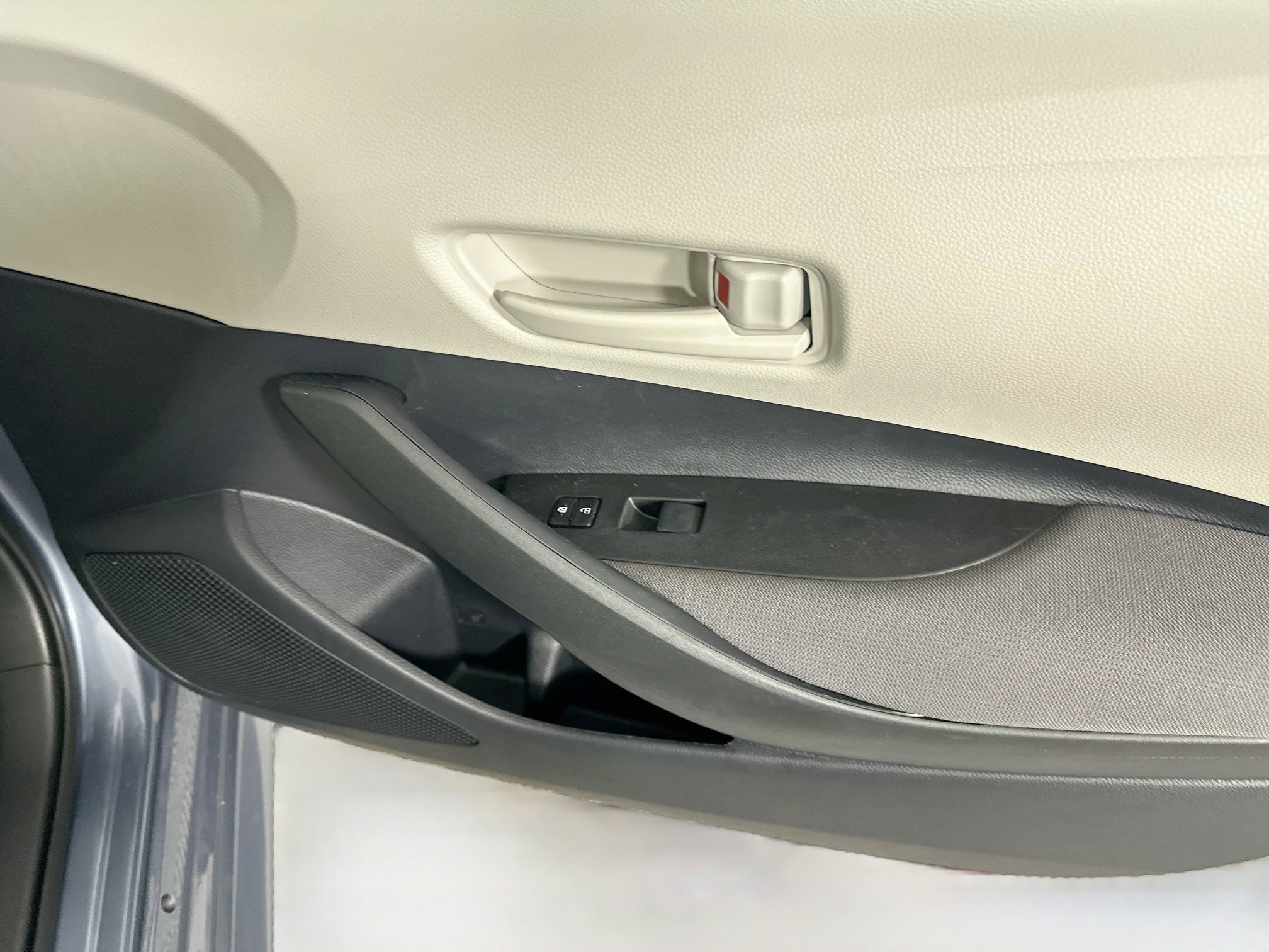 Used 2026 Toyota Corolla LE FWD image 29