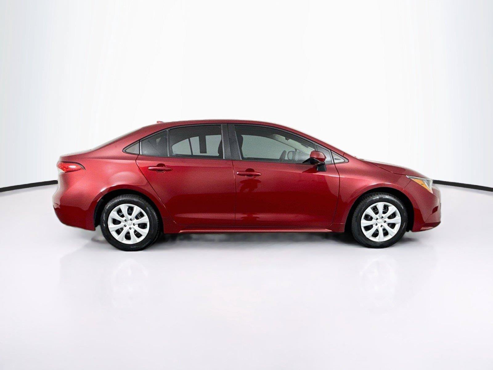 Certified 2022 Toyota Corolla LE FWD image 9