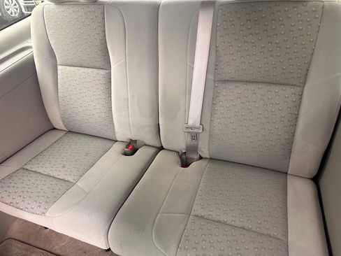 Used 2005 Chevrolet Uplander w/ Climate Package FWD image 7