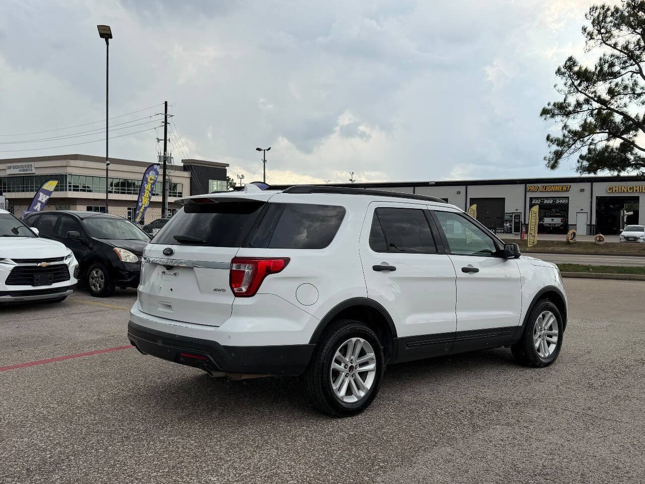 Used 2017 Ford Explorer 4WD image 14
