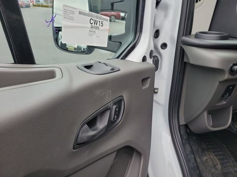 New 2026 Ford Transit 250 148 Medium Roof image 18