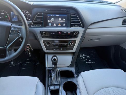 Used 2016 Hyundai Sonata SE FWD image 15
