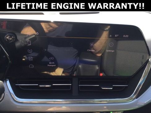 New 2025 Chevrolet Trax LT w/ Driver Confidence Package image 15