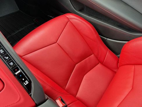 Used 2023 Chevrolet Corvette Stingray Preferred Cpe w/ Z51 Performance Package image 22